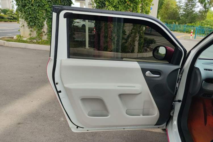 Used  Lumin 2022 210km Sweet Edition
