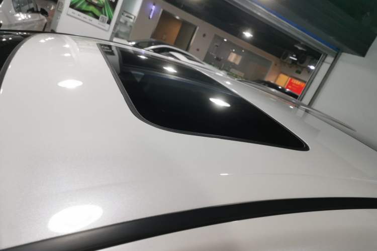 Used Honda Elysion 2019 2.0L Hybrid Luxury Edition
