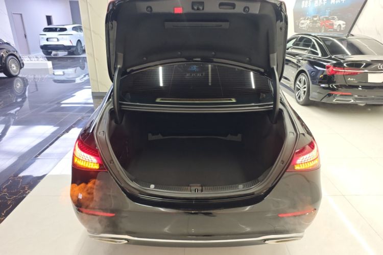 Used Mercedes-Benz E-Class 2023 Facelift E 260 L