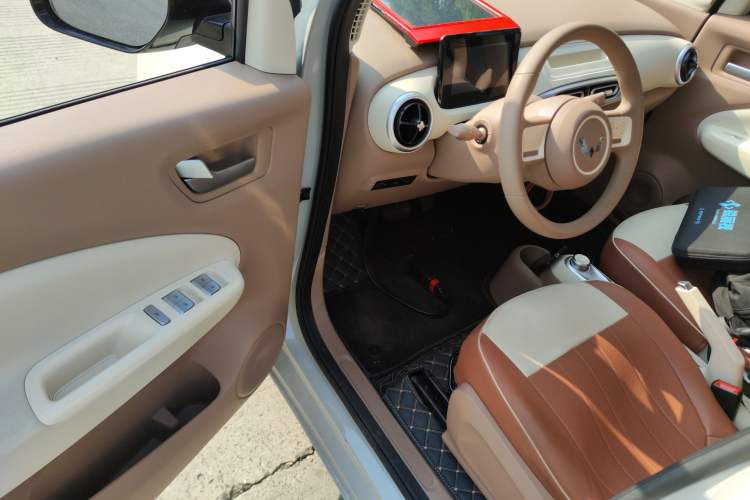 Used Wuling Hongguang MINIEV 2025 Four-Door Version Advanced Edition