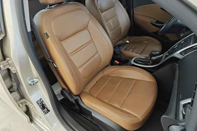 Used Buick GT 2013 GT 1.8L Automatic Fashion Edition
