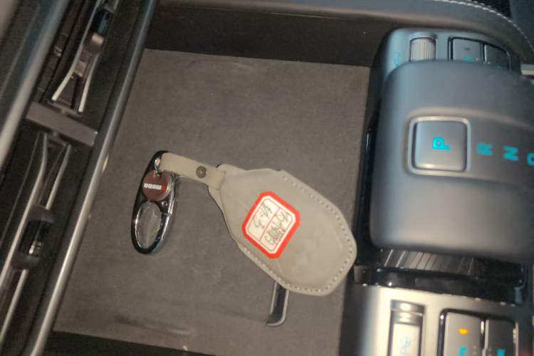 Used  Titanium 3 2025 501KM All-Wheel Drive Intelligent Driving Ultra Version
