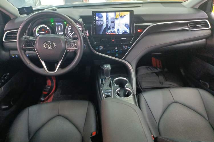 Used Toyota Camry 2021 Dual-Motor 2.5 HGVP Leading Edition
