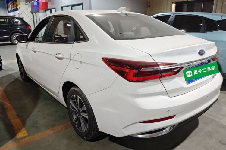 Used Ford Escort 2021 1.5L Automatic Diamond Edition
