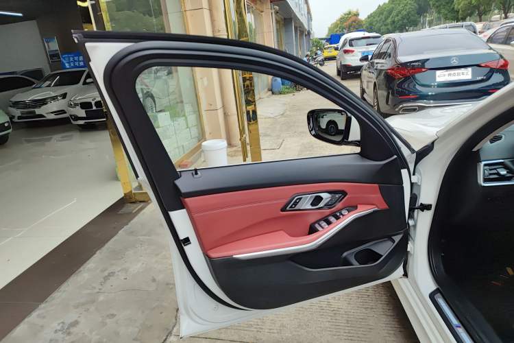 Used BMW 3 Series 2023 325i M Sport Package
