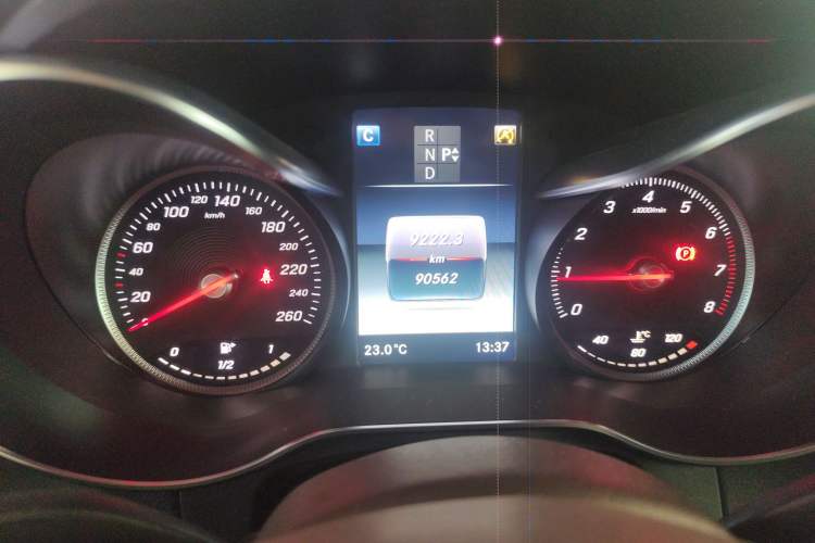 Used Mercedes-Benz GLC 2019 GLC 260 L 4MATIC Luxury Model