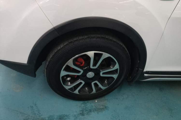 Used Geely Auto Vision X3 2017 1.5L Manual Luxury Model
