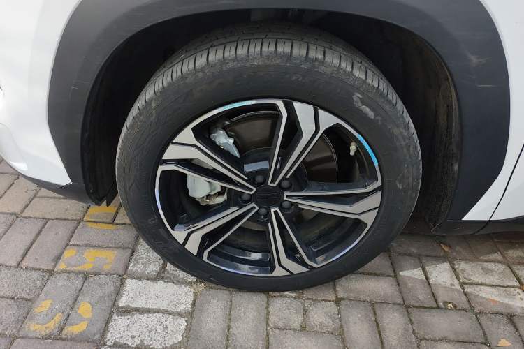 Used  L7 2023 1.5T 115 km Starship