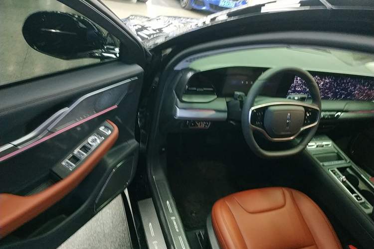 Used Lincoln Z 2025 2.0T Prestige Edition
