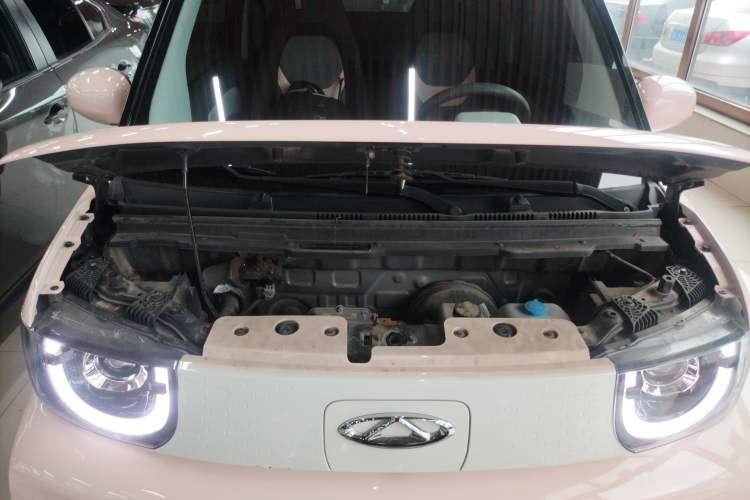 Used Chery QQ Ice Cream 2022 170km Sundae Phosphate Lithium-Ion
