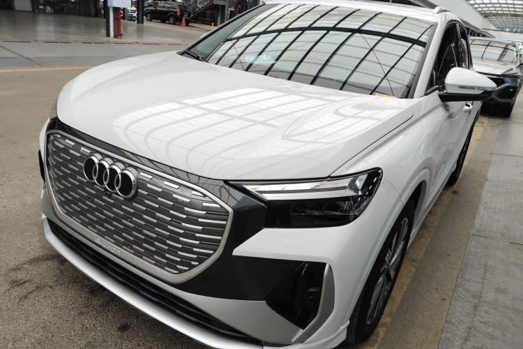 Used Audi Q4 e-tron 2023 40 e-tron Adventure Edition