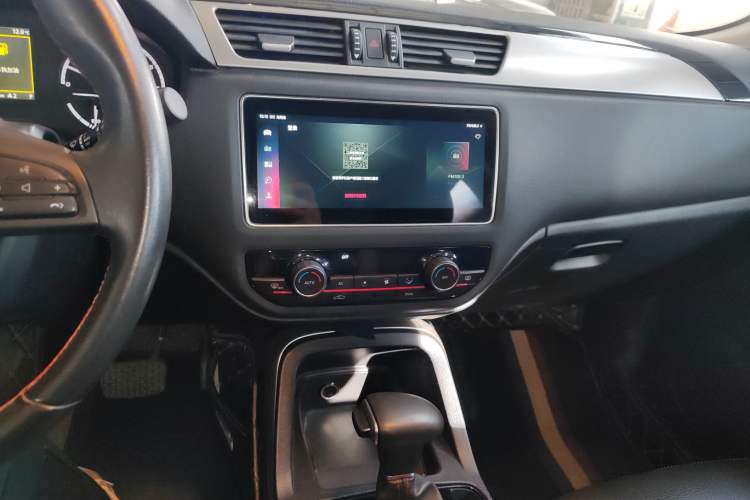 Used Qoros 5 2019 1.6T Automatic Zhiyun Connect (AliOS) Edition Prestige Model
