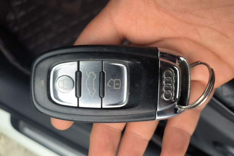 Used Audi A4L 2015 35 TFSI Automatic Comfort Model
