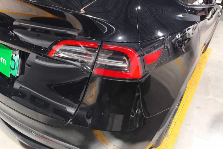 Used Tesla Model Y 2022 Rear-Wheel-Drive Version
