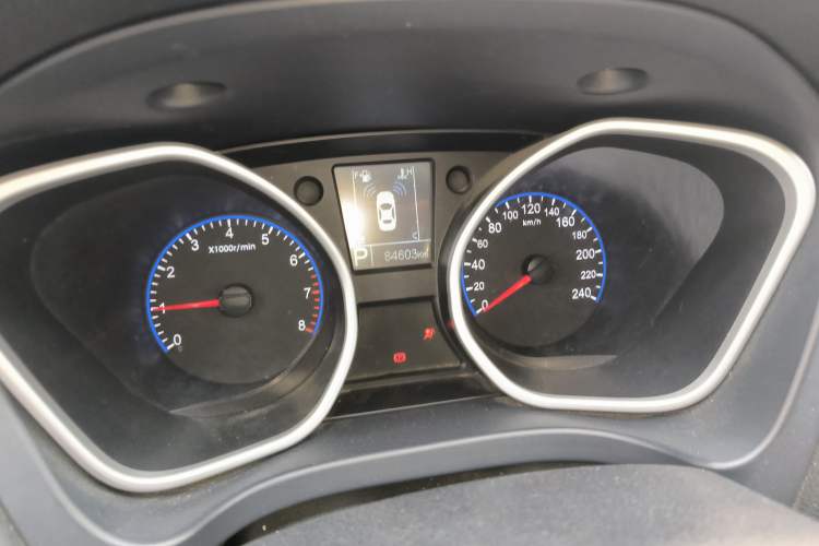 Used Geely Auto GX7 2015 Sport Edition 2.0L Automatic Luxury Model
