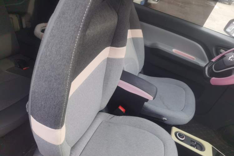 Used Wuling Hongguang MINIEV 2021 Macaron Premium Model – Lithium-NMC