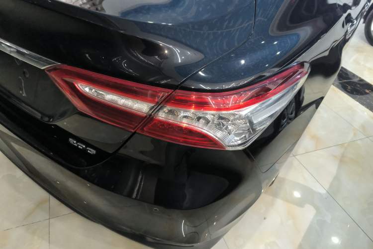 Used Toyota Camry 2019 Revised Version 2.0G Luxury Edition
