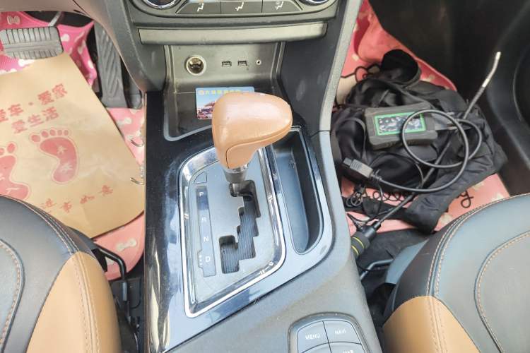 Used Soueast DX7 2017 1.5T Automatic Glory Edition
