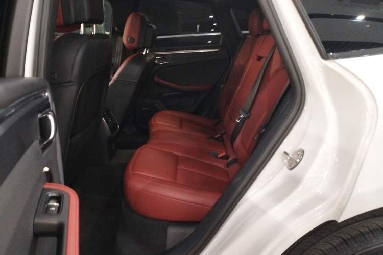 Used Porsche Macan 2024 Macan 2.0T
