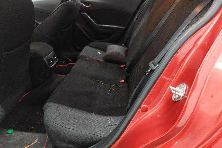 Used Mazda Mazda 3 Axela 2017 Sedan 1.5L Automatic Luxury Model Emission Standard China V
