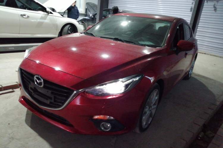 Used Mazda Mazda 3 Axela 2014 Hatchback 2.0L Automatic Flagship Model