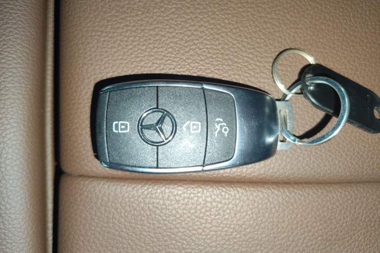 Used Mercedes-Benz GLB 2024 GLB 200 Fashion Model
