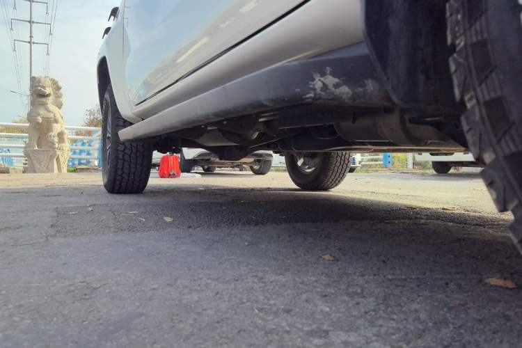 Used JMC Yuhu 7 2022 2.0T Automatic Diesel 4x4 Comfort Edition Standard Wheelbase
