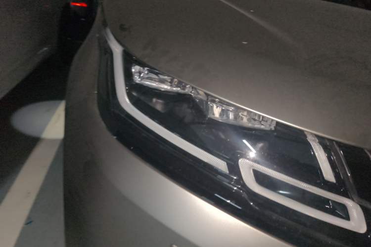 Used Land Rover Range Rover Velar 2020 P250 R-DYNAMIC S