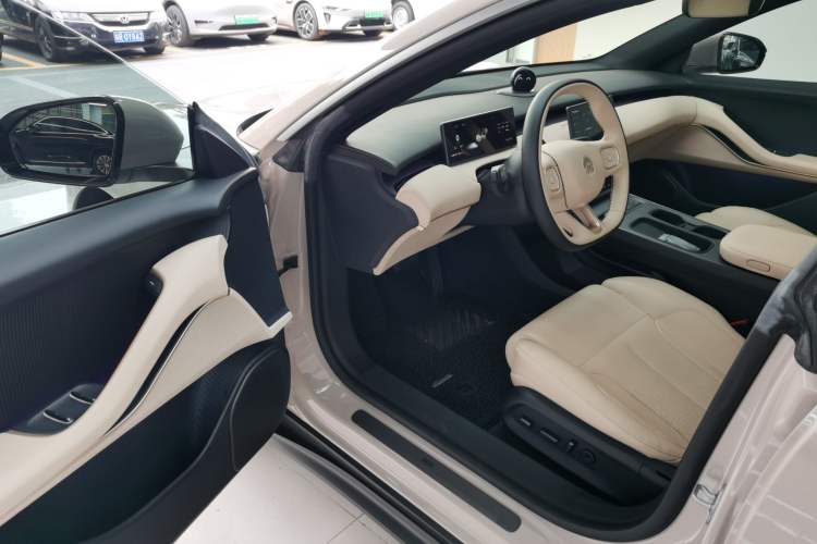 Used Nio ET5 2022 75 kWh