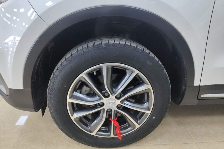 Used Geely Auto Emgrand X7 Sport 2020 1.8TD DCT Two-Wheel Drive Smart Connect 4G-Enabled Version
