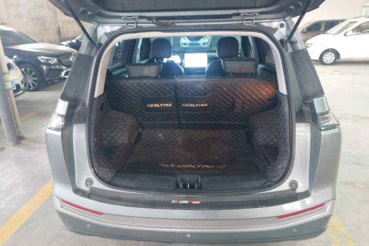 Used AION Y 2023 Plus 510 Smart Edition