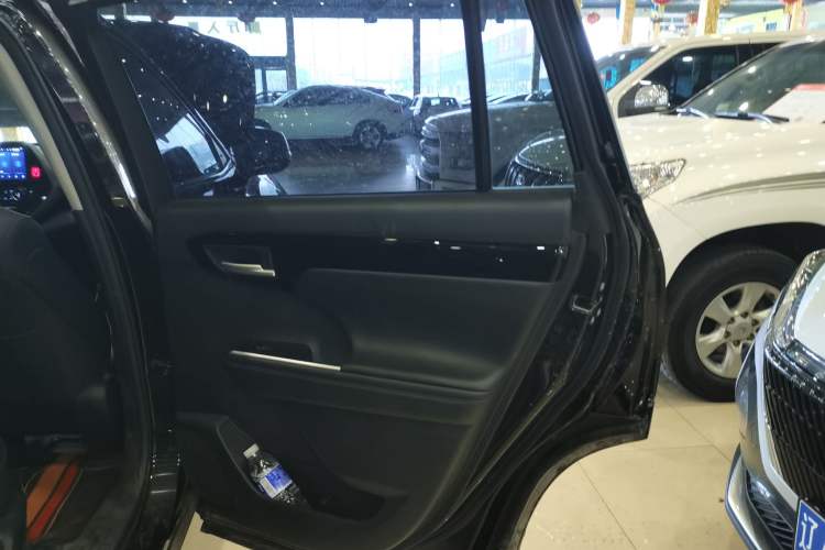 Used Toyota Highlander 2022 Dual-Engine 2.5L Four-Wheel Drive Prestige Version 7 Seats
