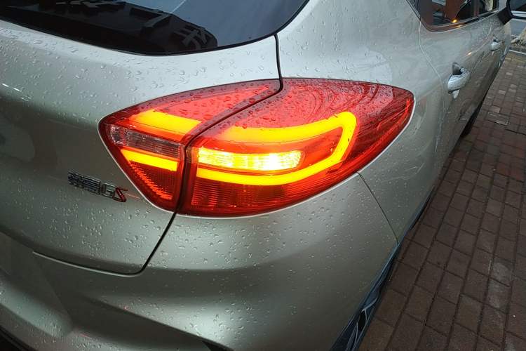 Used Geely Auto Emgrand GS 2019 1.4T Manual Ya
