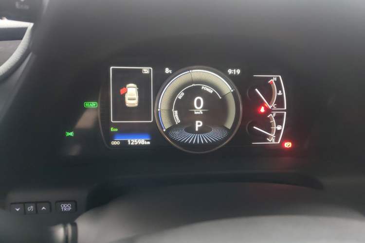 Used Lexus ES 2025 300h Deluxe Edition