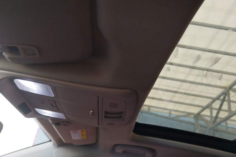 Used Buick Envision 2017 20T Two-Wheel Drive Elite Version
