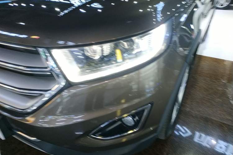 Used Ford Edge 2018 EcoBoost 245 Two-Wheel-Drive Titanium 7-Seater China V Standard
