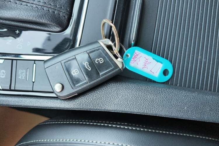 Used Volkswagen Lamando 2017 280TSI DSG Luxury Edition
