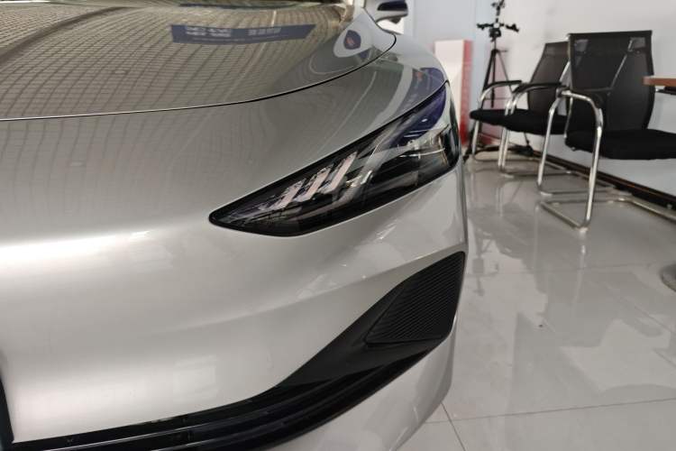 Used Roewe D7 2023 DMH 125km Excellence Edition