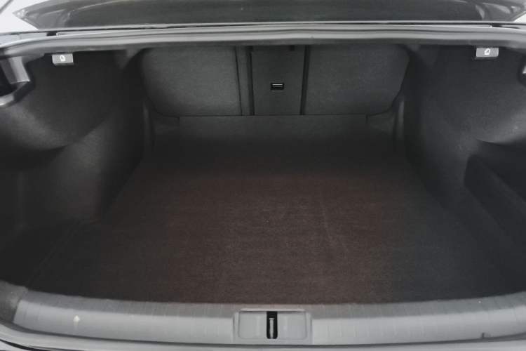 Used Volkswagen Magotan 2018 330TSI DSG Advanced Model
