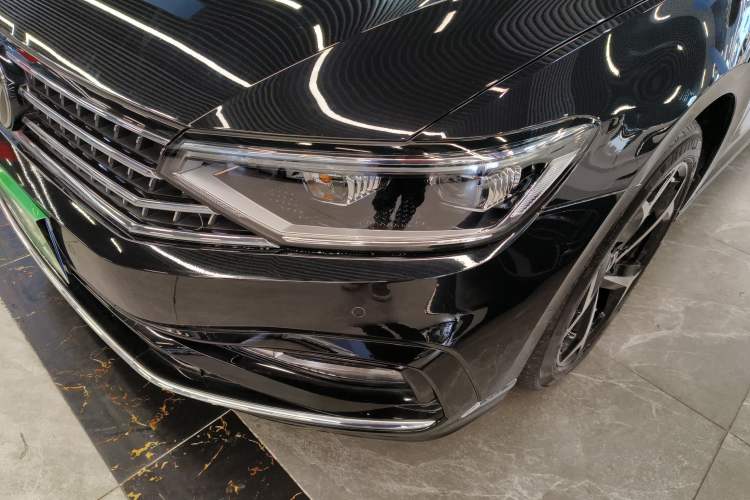 Used Volkswagen Magotan 2023 2 Million Units Commemorative Edition 330TSI DSG Luxury Version
