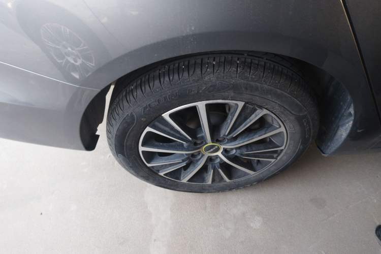 Used Roewe i5 2021 1.5L CVT Diamond Edition
