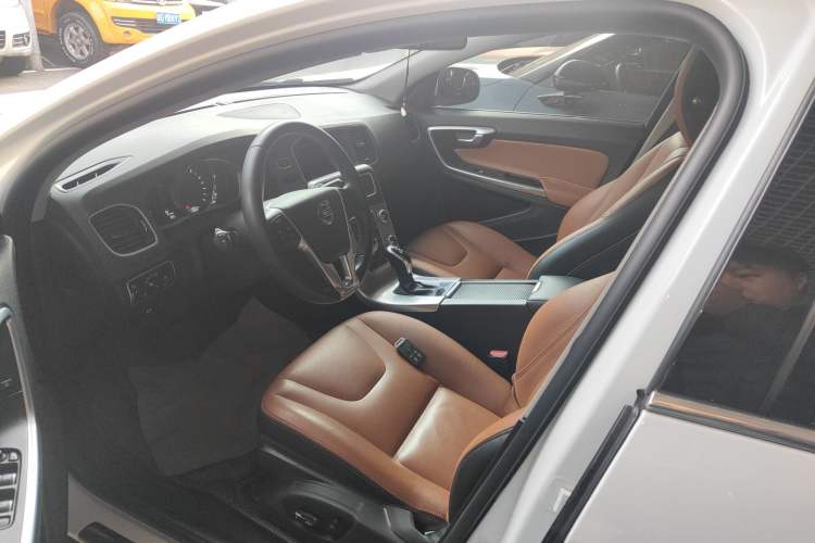 Used Volvo S60 2017 S60L T4 Smart Range Edition