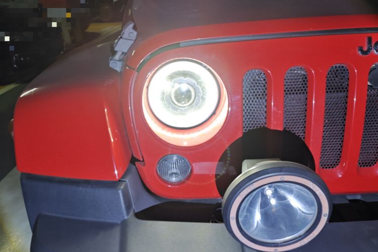 Used Jeep Wrangler 2014 2.8TD Sahara Four-Door Edition
