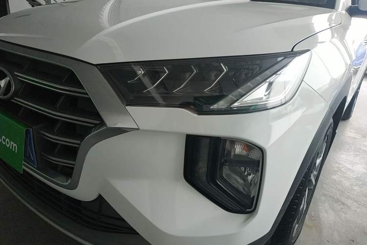 Used Hyundai Tucson 2019 280TGDi Dual-Clutch Two-Wheel Drive Fashion Edition China VI Standard