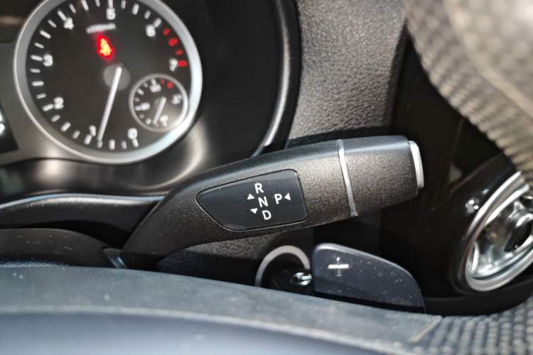 Used Mercedes-Benz Vito 2020 2.0T Elite Version 7 Seats