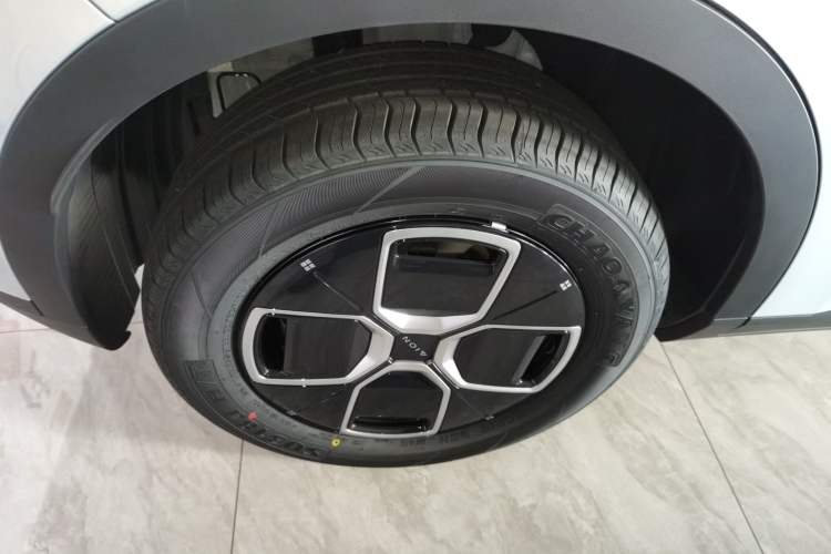 Used AION UT 2025 330 Starlight Edition
