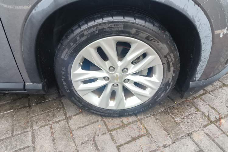 Used Chevrolet Orlando 2019 530T Automatic Mickey Custom Edition (5+2 Seats) – China V Standard
