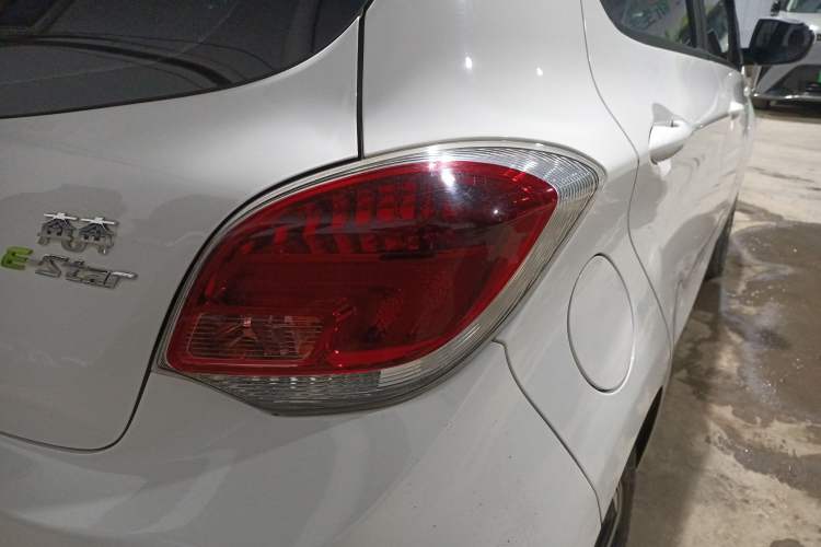 Used Oshan Benni E-Star 2022 Qingxin Edition Colorful Model Lithium Iron Phosphate