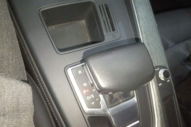 Used Audi A4L 2022 40 TFSI Luxury Prestige Edition