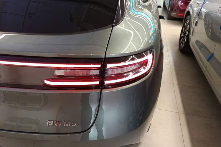 Used Hima AITO M5 2022 Extended-Range Four-Wheel Drive Ultimate Edition
